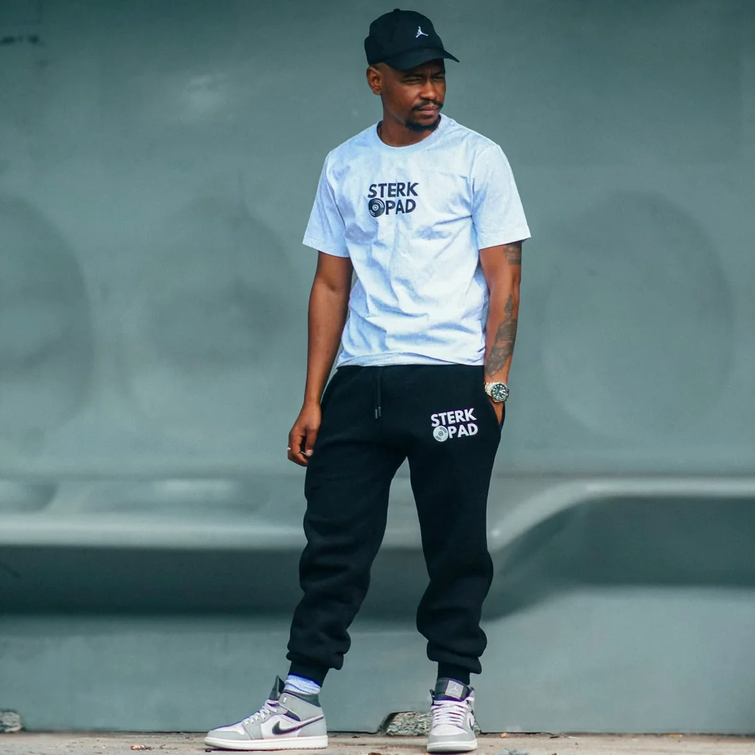 Eazy OGee in SterkOpad apparel